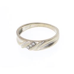 Vintage 10K Gold & Diamond Ring