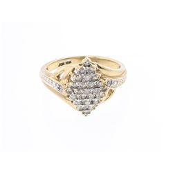 Vintage 10K Gold & Diamond Ring