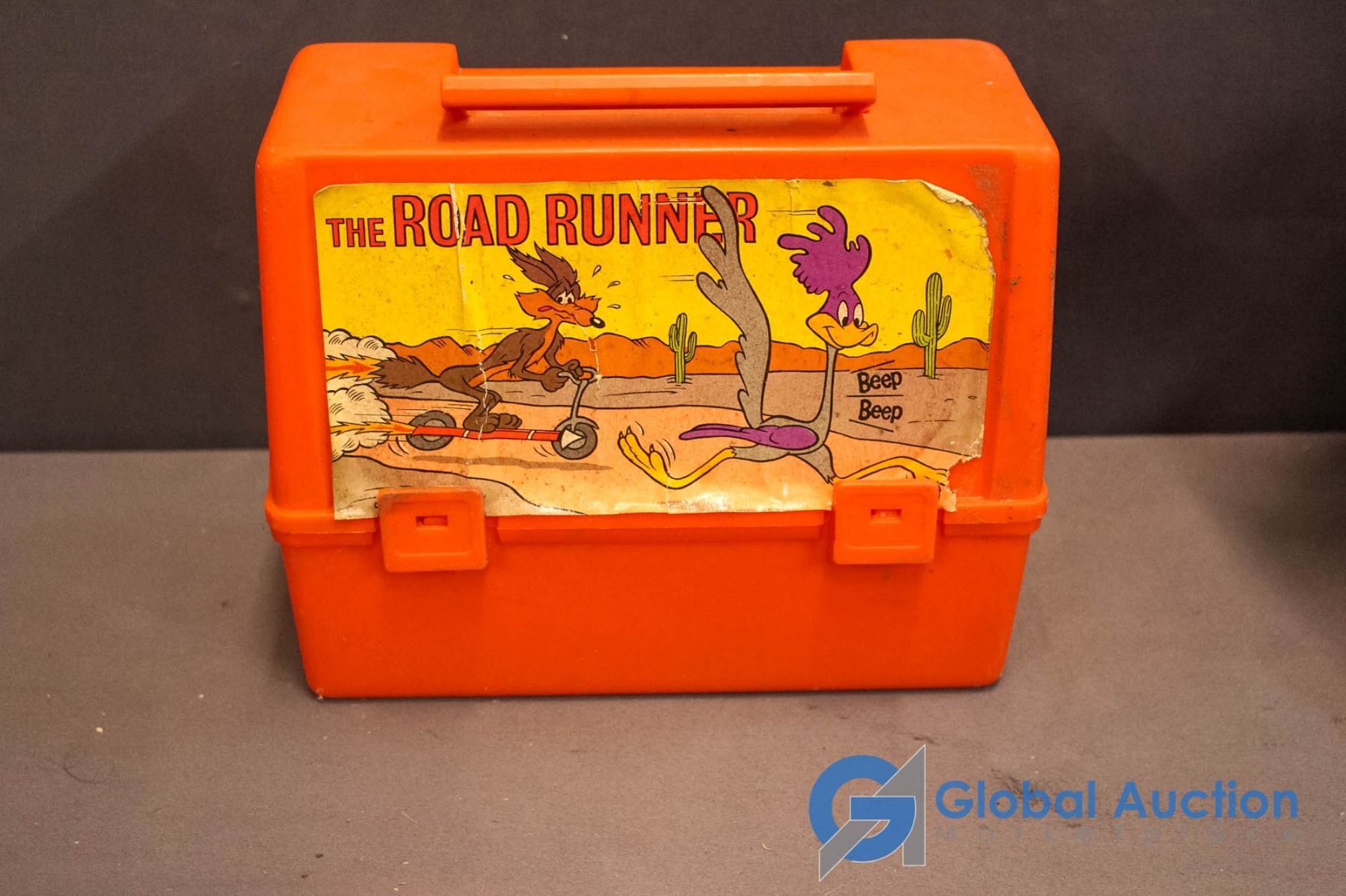Lot of Vintage Road Runner Lunch Box, Little Tikes Fire Truck, Persian