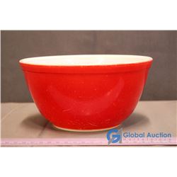 1 Medium Sized Vintage Pyrex Bowl (Red)