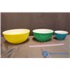 Image 3 : Set of 3 Vintage Pyrex Bowls (Yellow, Green & Blue - Missing the Red Bowl)