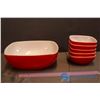 Image 1 : Vintage Red Square Pyrex Serving Bowl w/ 5 Square Dessert Bowls