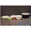 Image 1 : Lot of 5 Assorted Vintage Pyrex Dishware - Pie Plate, Bowls, etc