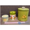 Image 1 : 2 Kitchen Canisters and Landers Body Powder Tin