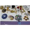 Image 5 : Lot of Large Broaches