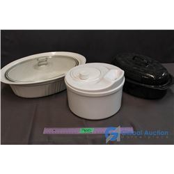 Kitchenware - 2 Roasters & a Salad Spinner