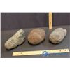 Image 1 : (3) Field Stones