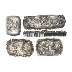 Art Nouveau Style Travelling Toilet-set 