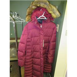 New Women's Spire Neva Winter Coat size XL / Knee Length / 239.00msrp