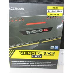 Corsair Vengeance LED 32gb DDR4  16gb x 2  2666MHz