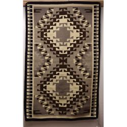 NAVAJO INDIAN TEXTILE