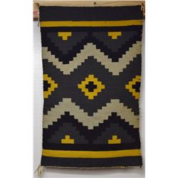 NAVAJO INDIAN TEXTILE