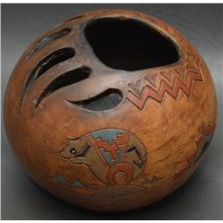 NAVAJO INDIAN POTTERY JAR