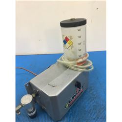 UNIST 25014-Y PRECISION LUBRICATOR