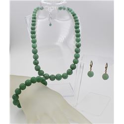 CARVED JADE SET