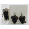 Image 2 : STERLING SILVER AND BLACK ONYX EARRINGS AND RING