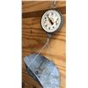 Image 1 : VINTAGE HANGING SCALE - PHILLIDELPHIA