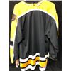 Image 2 : BOSTON BRUINS HOCKEY JERSEY (SIZE XL)