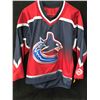 Image 1 : VANCOUVER CANUCKS HOCKEY JERSEY (SIZE SMALL)