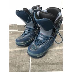 PRO-FIT K2 SNOWBOARDING BOOTS (MENS 11)