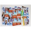 Image 1 : BAG OF ASSORTED PROTEIN BARS