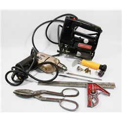 ESTATE FLAT OF TOOLS INCLUDING B & D DRILL,