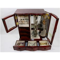 JEWELLERY BOX WITH CONTENTS