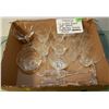Image 1 : ESTATE FLAT OF ASSORTED CRYSTAL GLASSES
