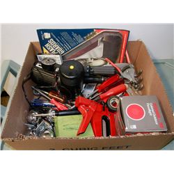 ESTATE FLAT OF MOSTLY AUTOMOTIVE TOOLS