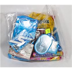 BAG OF ASSORTED MINTS AND GUM