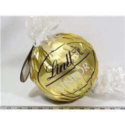 LINDOR 550G ASSORTED CHOCOLATE GIFT BALL
