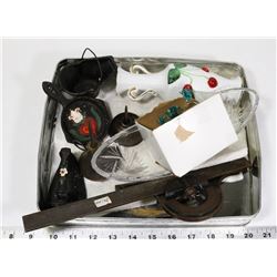 BOX OF ANTIQUE COLLECTIBLES