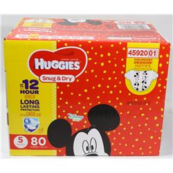 CASE OF 80 HUGGIES SNUG AND DRY DIAPERS SIZE 5