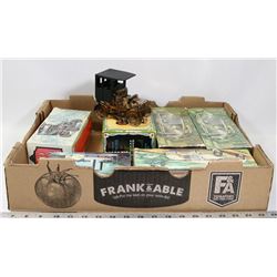 FLAT OF VINTAGE AVON COLLECTIBLES