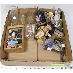 BOX OF VINTAGE ORNAMENTS