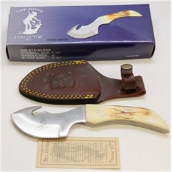 THE BONE COLLECTOR 7½" HUNTING KNIFE W/ SHEATH