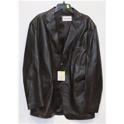 GUY LAROCHE LEATHER JACKET SIZE 40T