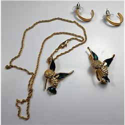 2)  GOLD TONE & GREEN ENAMEL HUMMING