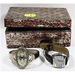2 WOMANS WATCHES IN JEWELRY BOX