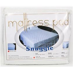 NEW SNUGGLE MATTRESS PAD SIZE TWIN XL. ANCHOR KIND