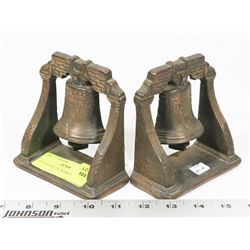 VINTAGE METAL BOOKENDS