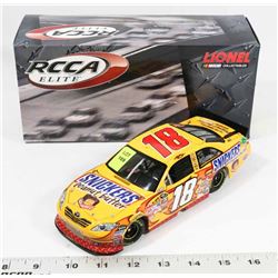 KYLE BUSCH SNICKERS RCCA ELITE 1:24 NASCAR