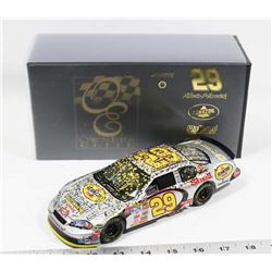 KEVIN HARVICK RACED VERSION 1:24 RCCA OWNERS ELITE