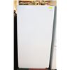 Image 1 : FRIGIDAIRE UPRIGHT FREEZER, 30"X29"X61",