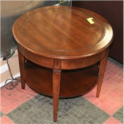 ROUND WOOD TABLE 24" ROUND 22" HIGH