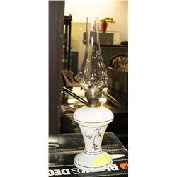 COAL OIL TABLE LAMP.