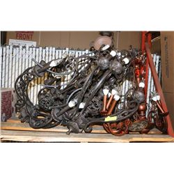 PALLET OF CHANDELIERS