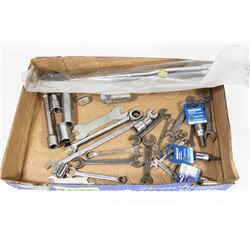 FLAT OF ASSORTED WRENCHES W/TORQUE WRENCH