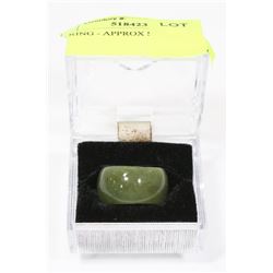JADE RING - APPROX SIZE 8.5