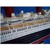 Image 8 : RMS Queen Mary Limited 40" w/ LED Lights Model Cruise Ship